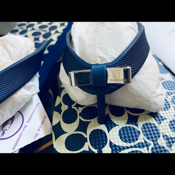 Coach Sandals - Picture 2 of 4